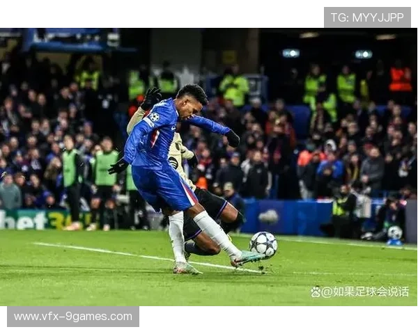 瞬间：埃斯特旺一条龙破门，18岁小将惊艳全场